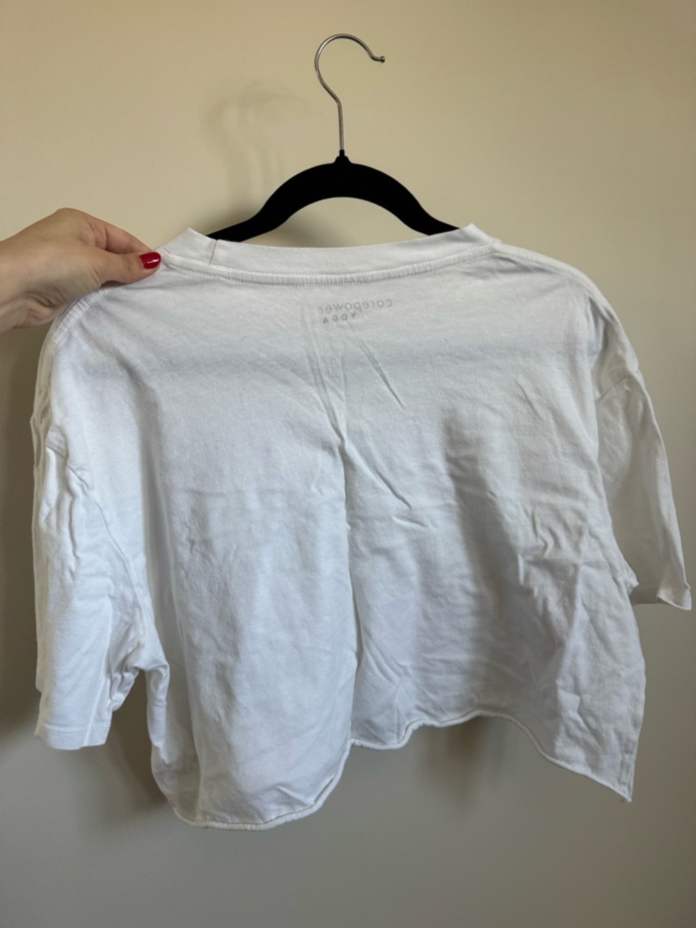 Cropped CorePower Yoga White Graphic Tee with Black Star Print - Picture 3 of 3